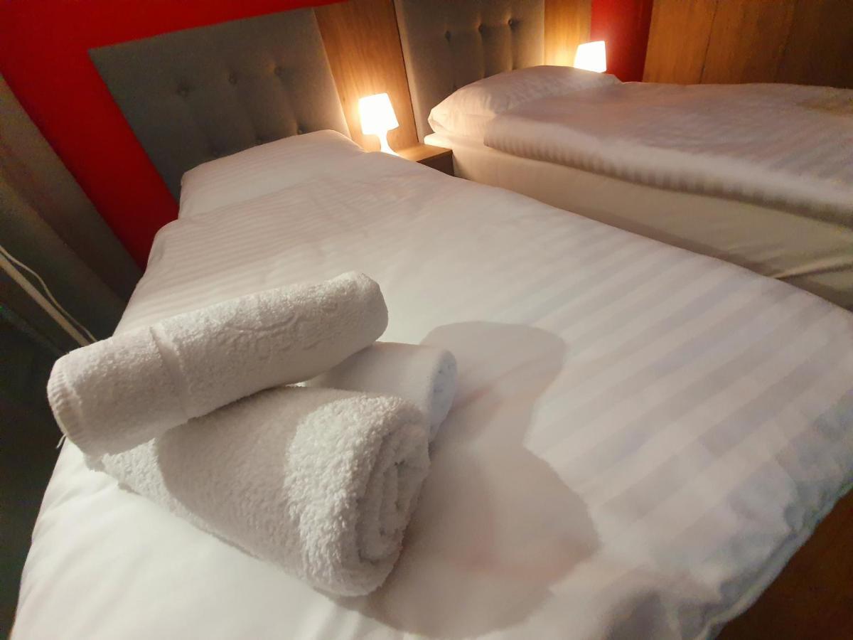 Lux Resort Kraśnik Kültér fotó